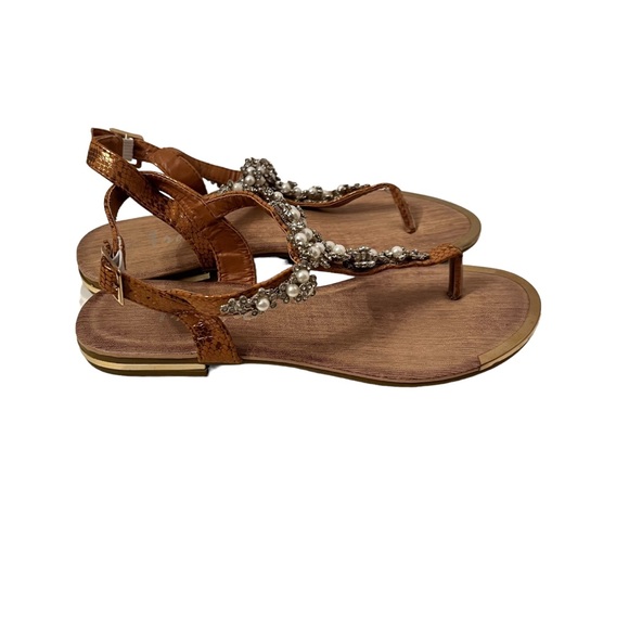 Traffic Tan Embellished T-Bar Sandals Size 7 - Picture 5 of 6